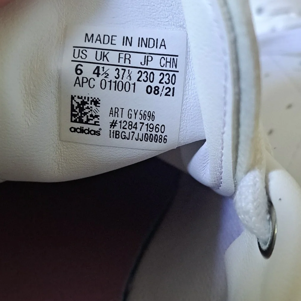 Adidas Womens Classic Stan Smith White Leather‎ Fashion/Athleisure Sneakers S-6